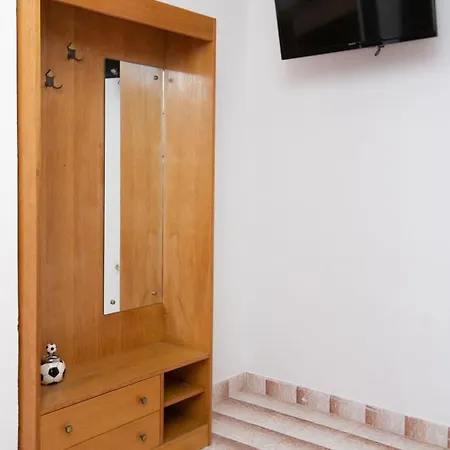 Apartment Tiho *