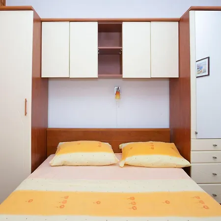 Tiho Apartment *