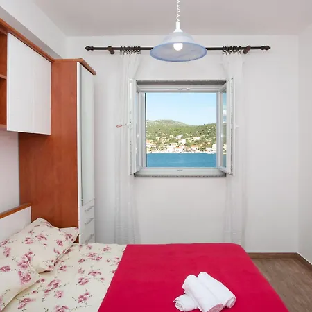 Tiho Apartment *